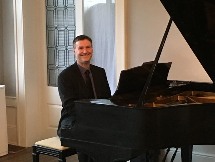 Gallery photo 6 of Chris Ott - Pianist