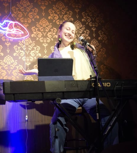 Gallery photo 2 of Christian And Christian Dueling Pianos