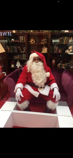 Gallery photo 3 of Santa Raymond