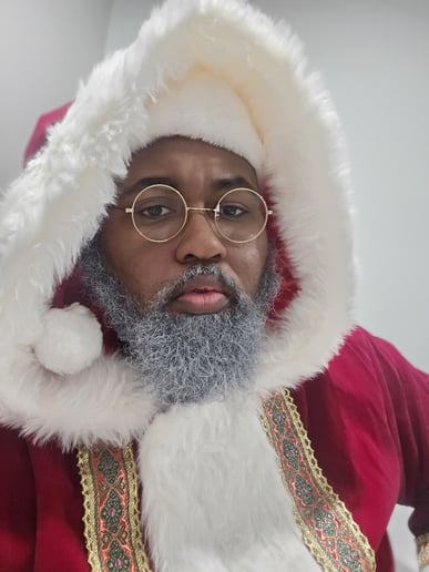 Gallery photo 10 of Santa Raymond