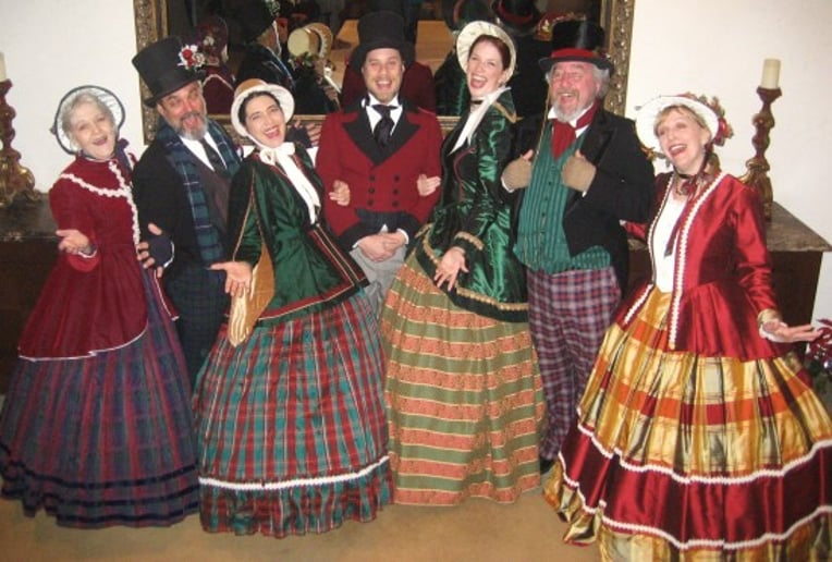 Gallery photo 2 of Christmas Matters Holiday Carolers