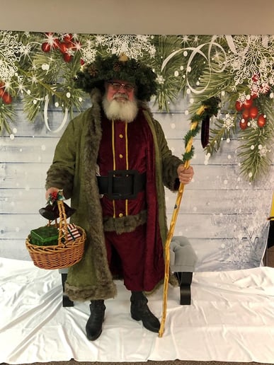 Gallery photo 9 of Santa Claus Dan