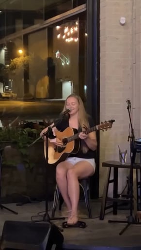 Gallery photo 3 of Christy Patton: Songstress