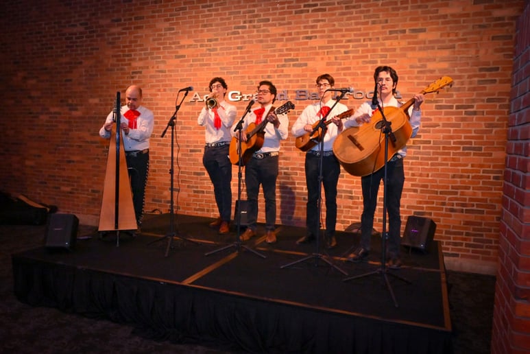 Gallery photo 3 of Cielito Lindo