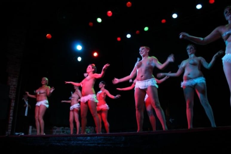 Gallery photo 2 of Cin City Burlesque