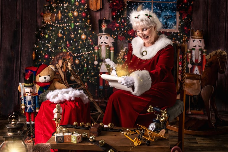 Gallery photo 2 of Cindy Claus