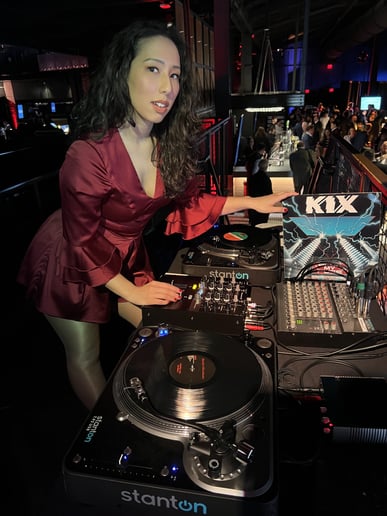 Gallery photo 2 of DJ Cinema Hearts