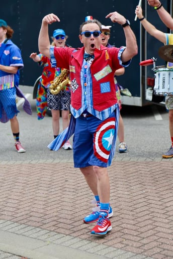 Gallery photo 3 of Circle City Sidewalk Stompers Clown Band