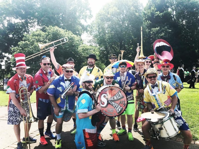 Gallery photo 5 of Circle City Sidewalk Stompers Clown Band