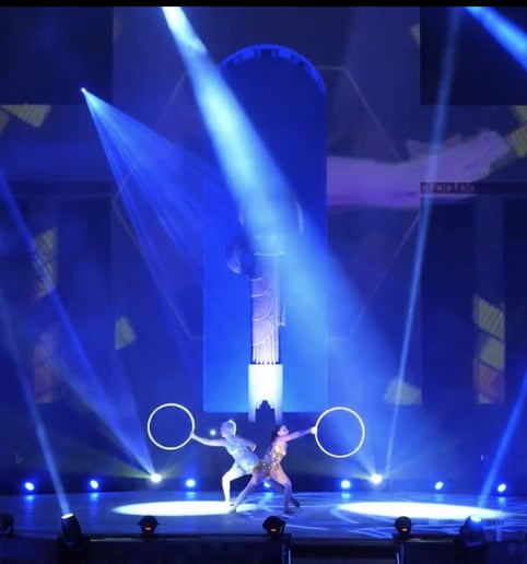 Gallery photo 10 of Brittney Marinelli - Circus Entertainment