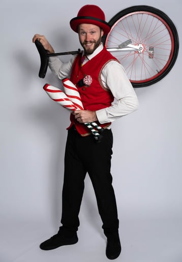 Gallery photo 2 of Circus Sean!