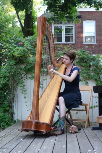 Gallery photo 1 of Circus Storytelling Musician