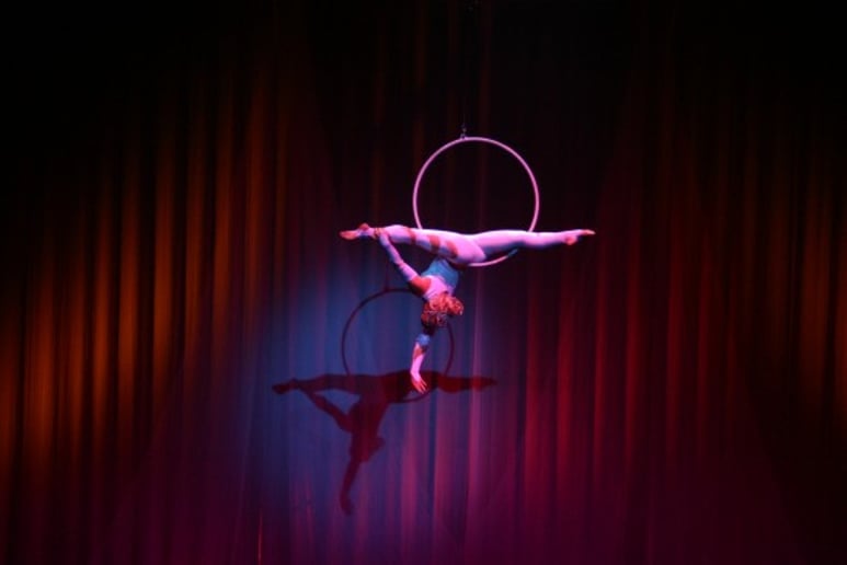 Gallery photo 6 of Cirque Vertigo