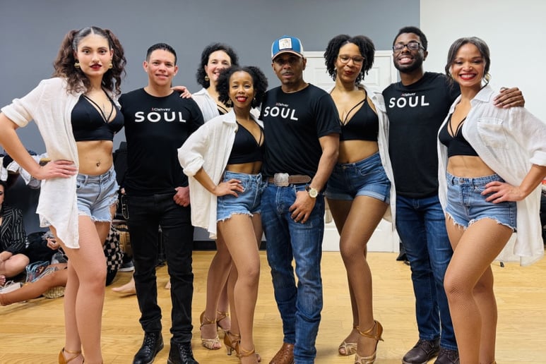 Gallery photo 5 of Clahvay - Cuban Dance Soul