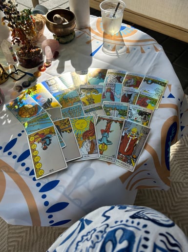 Gallery photo 4 of Clairvoyant Charlie