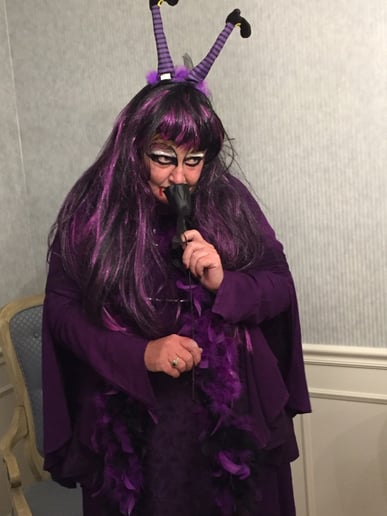 Gallery photo 4 of Clairvoyant Lady