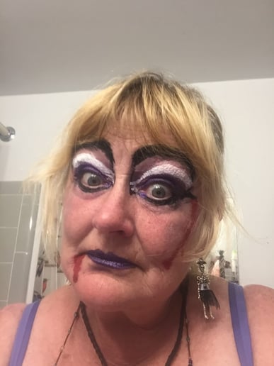Gallery photo 7 of Clairvoyant Lady