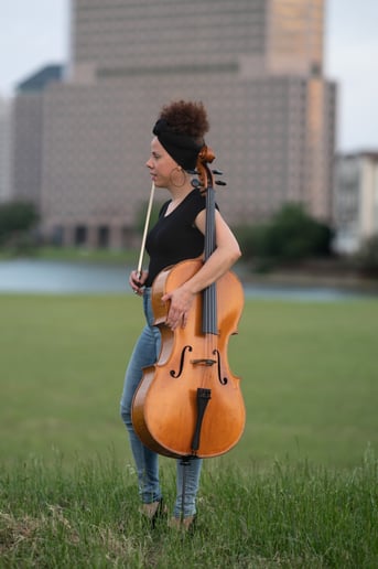 Gallery photo 4 of Classic-Jazz Cellist