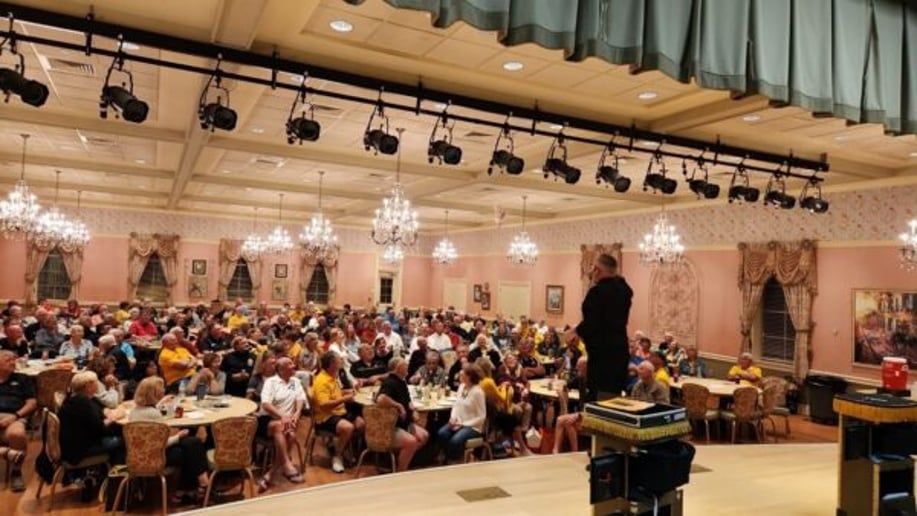 Gallery photo 5 of Classic Magic Entertainment