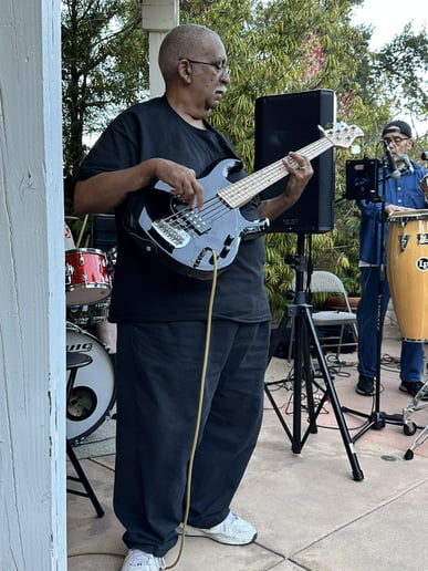 Gallery photo 5 of Classic Vinyl Band