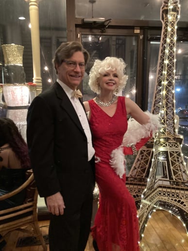 Gallery photo 5 of Piano Bar Cabaret & Open Mic Party