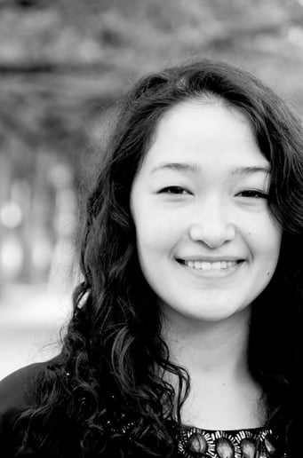 Gallery photo 3 of Classical Pianist - Yumi