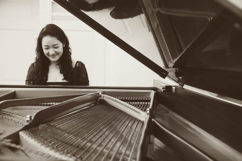 Gallery photo 1 of Classical Pianist - Yumi