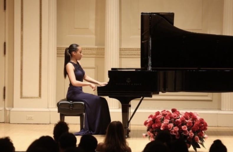 Gallery photo 1 of Classical Pianist, Shanice
