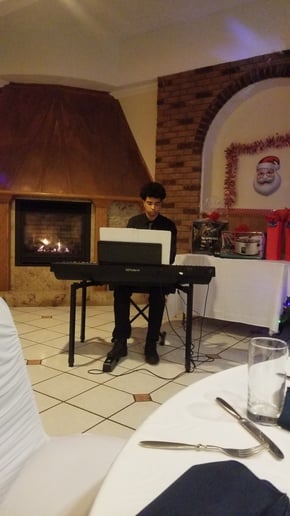 Gallery photo 2 of Classical Pianist