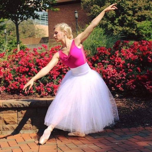 Gallery photo 1 of Classically trained ballet dancer
