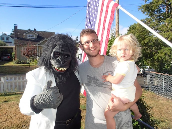 Gallery photo 4 of Classy Gorilla Singing Telegrams