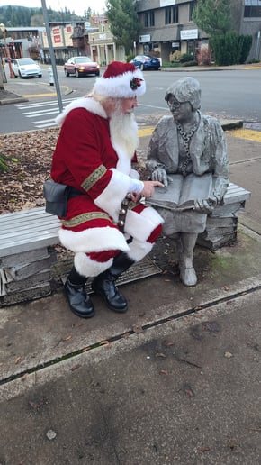 Gallery photo 6 of Claus Encounters