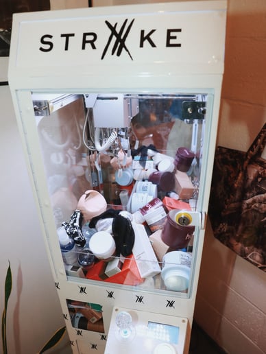 Gallery photo 9 of Claw Machine Rentals