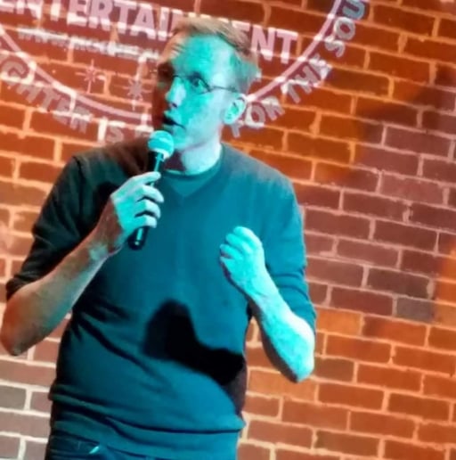 Gallery photo 2 of Clean Comedian - Christopher Lawrence