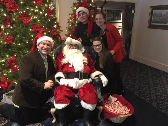 Gallery photo 1 of Clear Harmonies Carolers
