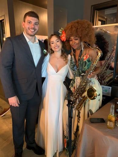 Gallery photo 1 of Cleo Fox Saxophonist