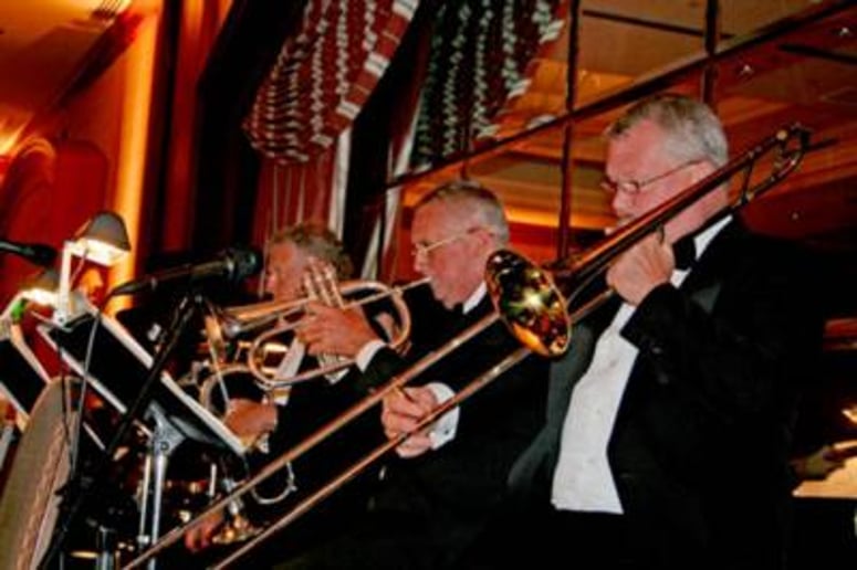Gallery photo 9 of Close Harmony