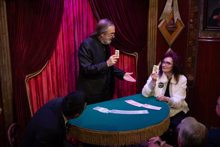 Gallery photo 4 of Terrell Chafin Closeup Magic
