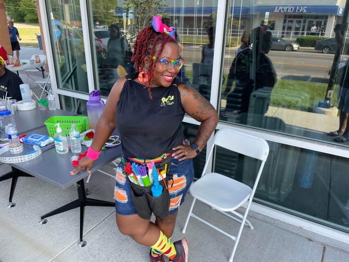 Gallery photo 10 of Clown-na-round with Quita