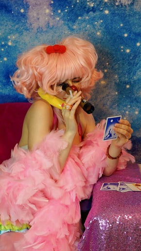 Gallery photo 4 of Dollop The Clown Tarot Readings