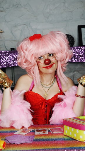Gallery photo 2 of Dollop The Clown Tarot Readings
