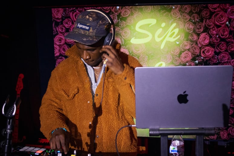 Gallery photo 2 of Taji - Club/Event/Wedding DJ &  Sound Engineer