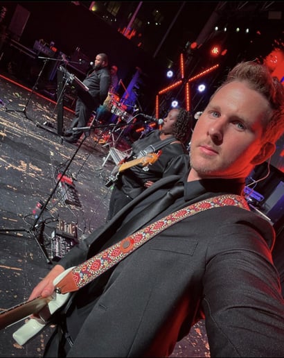 Gallery photo 6 of Clutch City Band