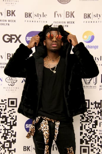 Gallery photo 3 of Cobra Monroe