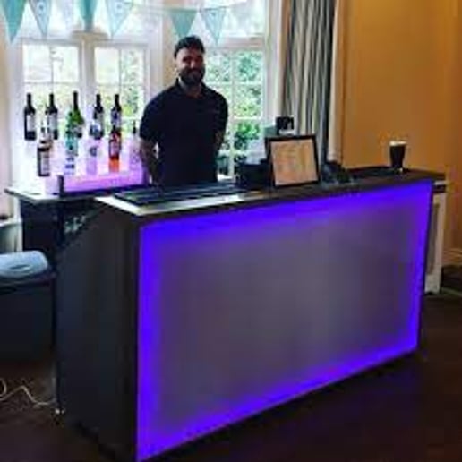 Gallery photo 4 of Cocktails on Call