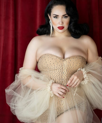 Gallery photo 1 of Coco Lamarr
