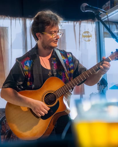 Gallery photo 8 of Asher Coda Music