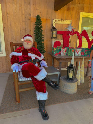 Gallery photo 4 of Cody Claus