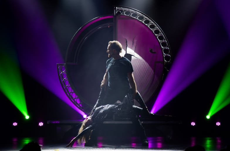 Gallery photo 5 of David Davinci • Thrillusionist®