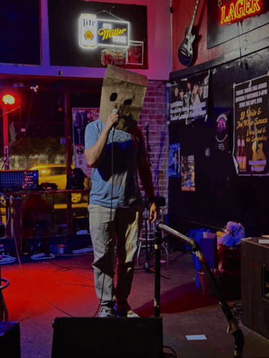 Gallery photo 1 of Colombian Heat Comedy